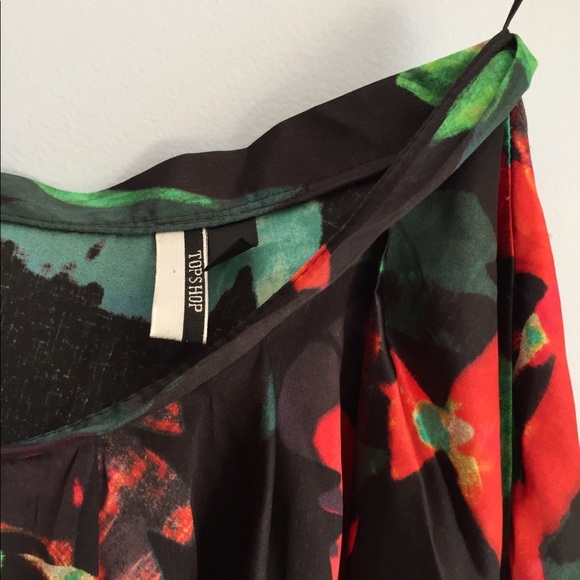 Topshop Flowy Shorts - Picture 2 of 3